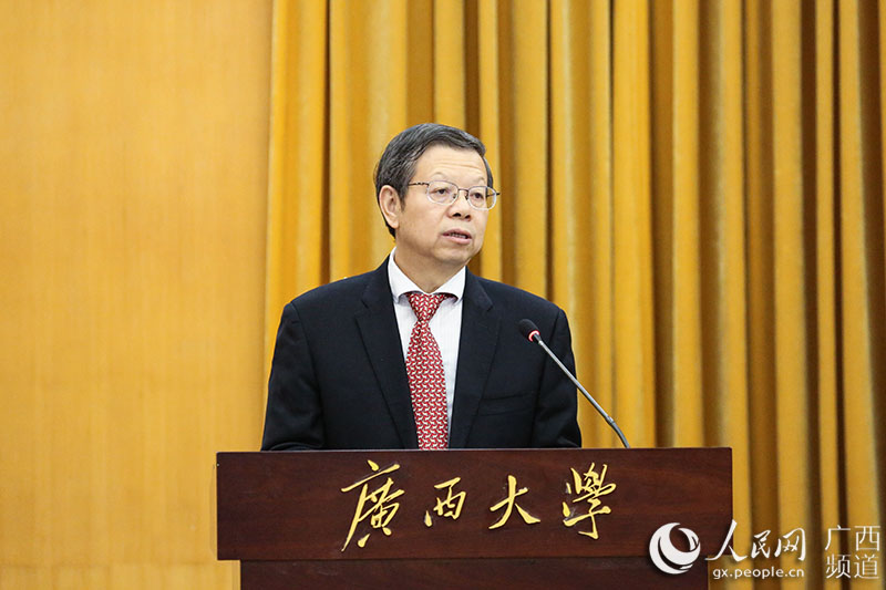 刘正东在国际投资贸易与广西自贸区法制建设国际研讨会上的致辞来自世界各地的国际投资贸易法研究专家们汇聚太阳集团tyc，围绕中国（广西）自由贸易试验区建设需要，共同探讨国际经贸投资合作中的法律风险及解决之道，我表示诚挚的欢迎和衷心的感谢【详细】 